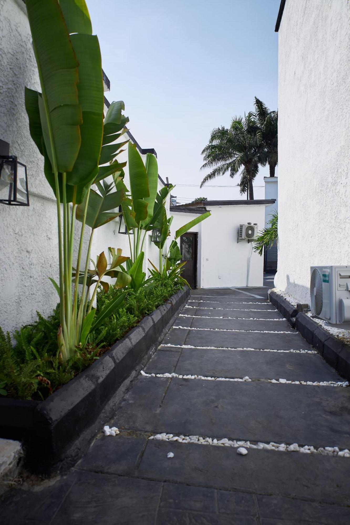 The Hendon House Hotel Lagos Exterior photo